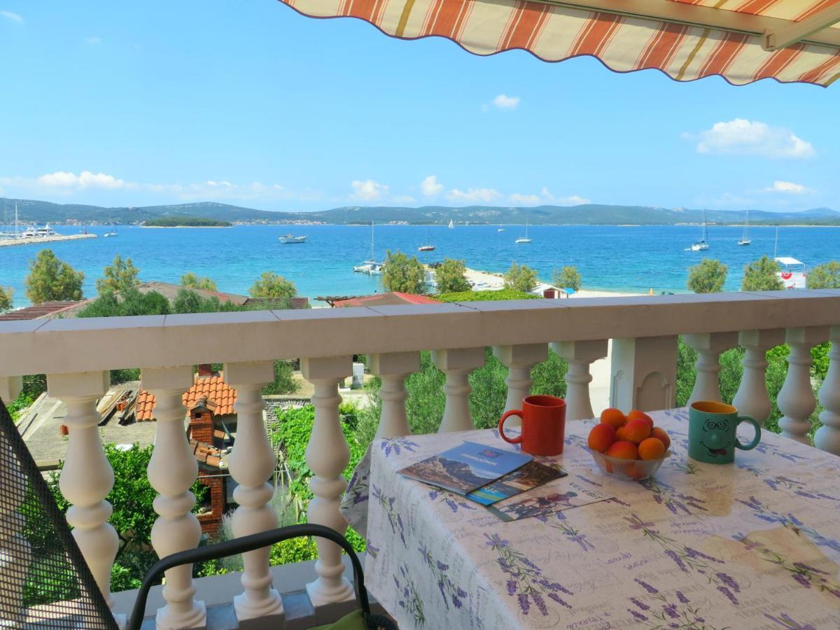 Beach Apartment Roza Biograd Oneroom - Premium Location Biograd Na Moru Extérieur photo