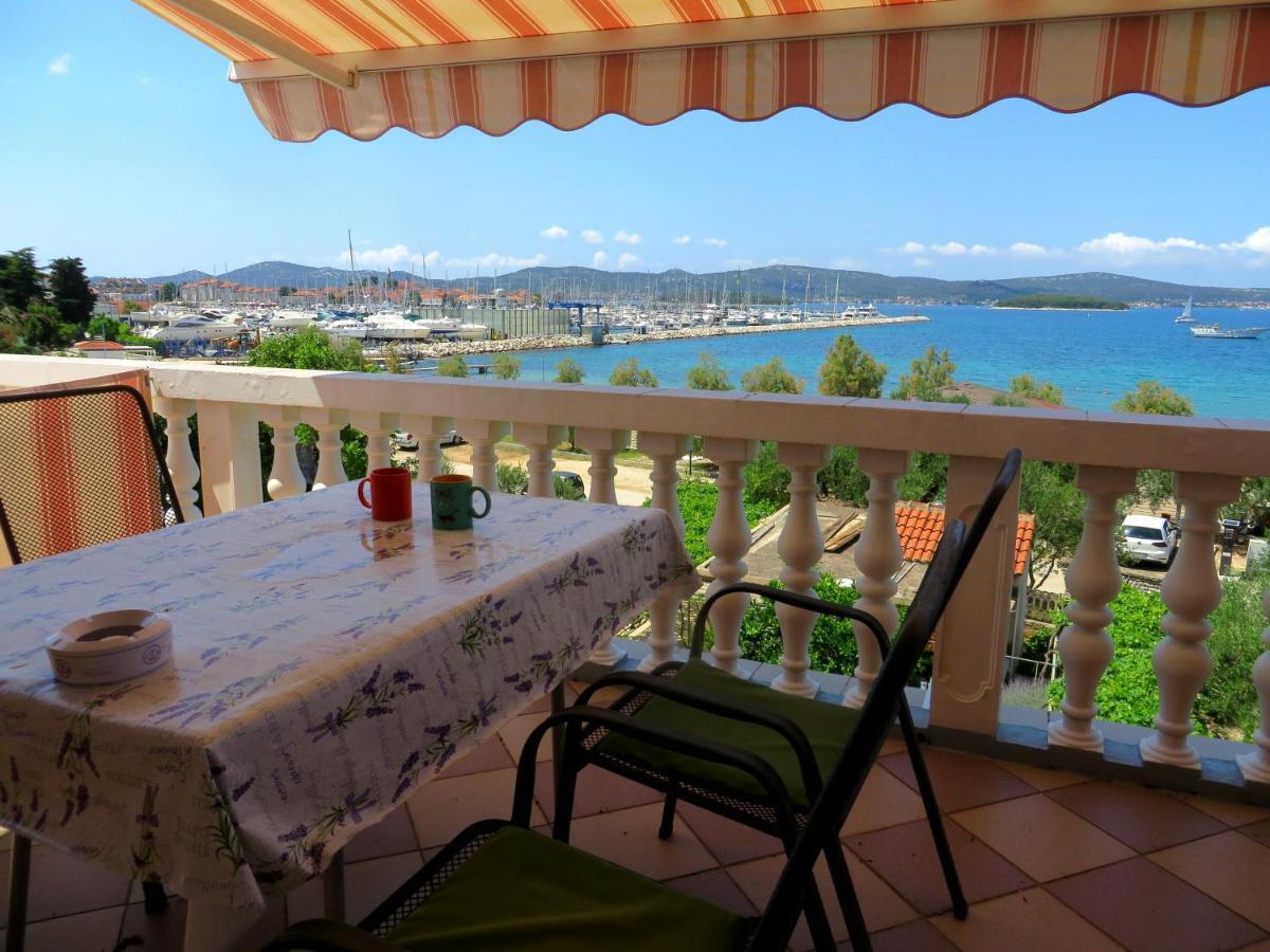 Beach Apartment Roza Biograd Oneroom - Premium Location Biograd Na Moru Extérieur photo